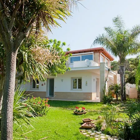 Cardone Villa Torre San Giovanni Ugento